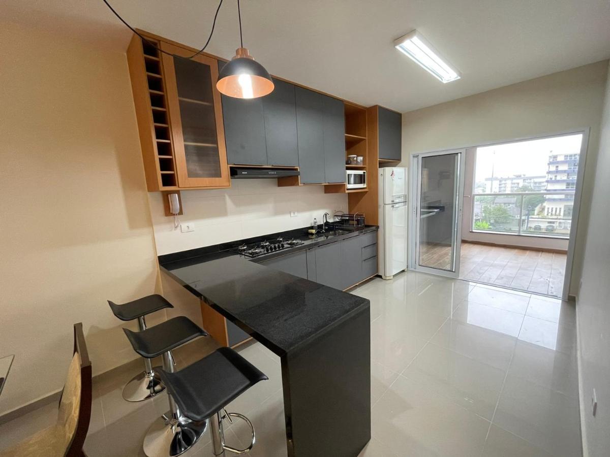 Apartamento Com Piscina No Centro Apartment Ubatuba Bagian luar foto