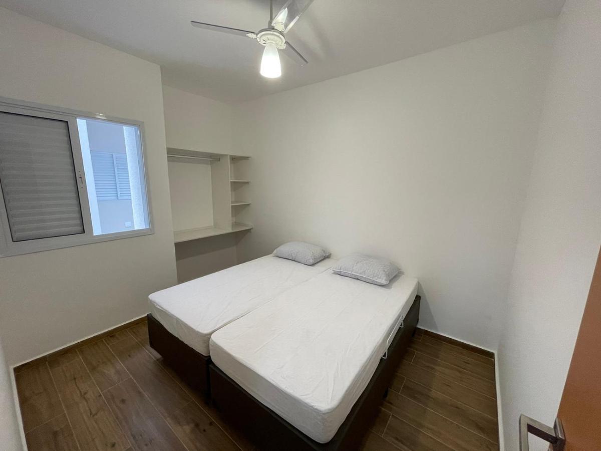 Apartamento Com Piscina No Centro Apartment Ubatuba Bagian luar foto
