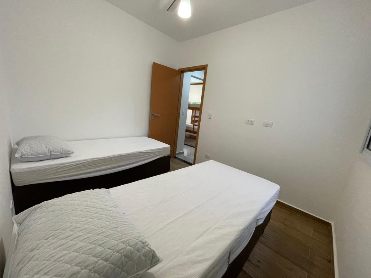 Apartamento Com Piscina No Centro Apartment Ubatuba Bagian luar foto