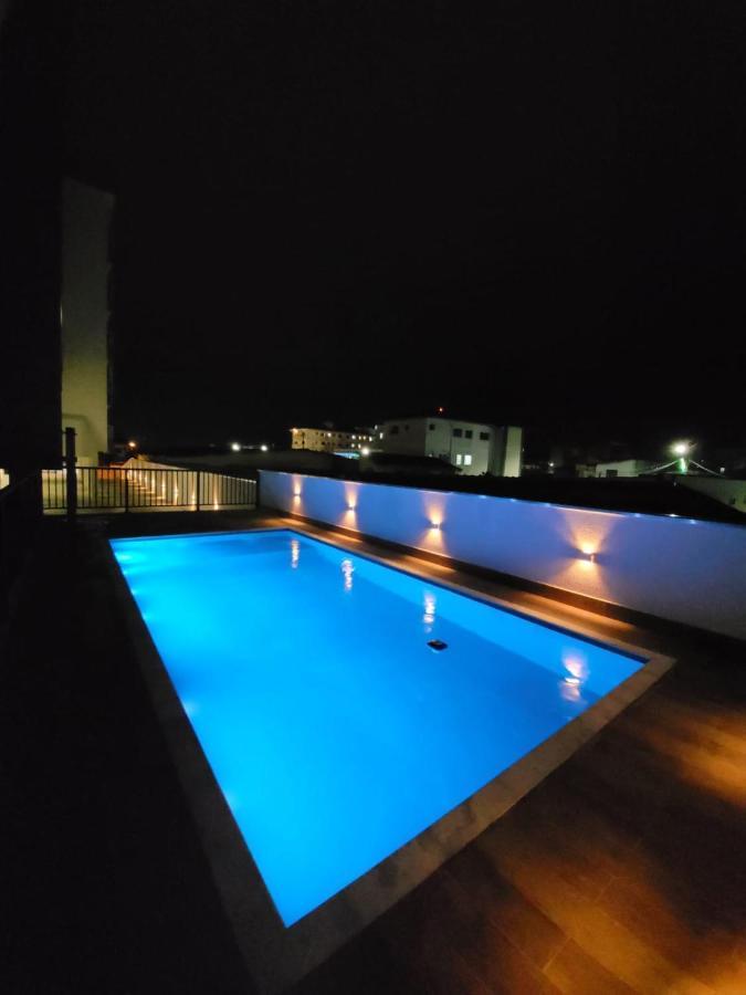 Apartamento Com Piscina No Centro Apartment Ubatuba Bagian luar foto